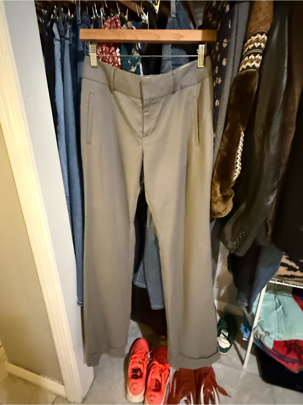 Banana Republic Men’s Straight-Leg Chinos in Gray